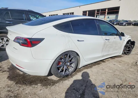 2021 Tesla Model 3 from USA, damaged, VIN 5YJ3E1EB7MF975889